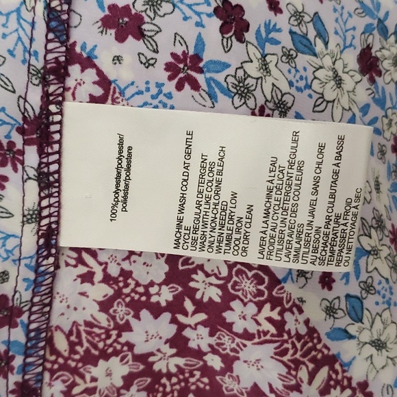 Halston blouse size medium - Picture 10 of 10